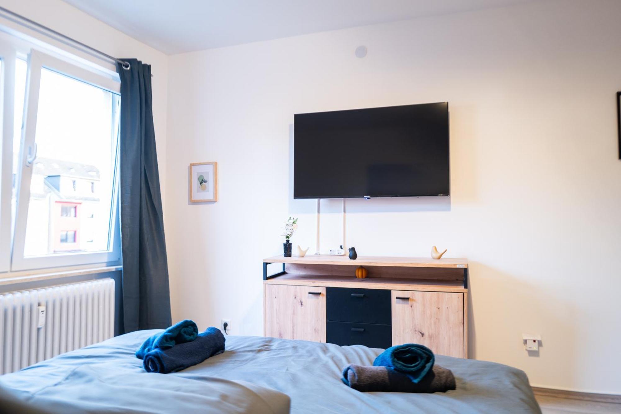 #412 Komfortable, Stilvolle Wohnung Fuer 6 Personen Mülheim an der Ruhr Exterior foto